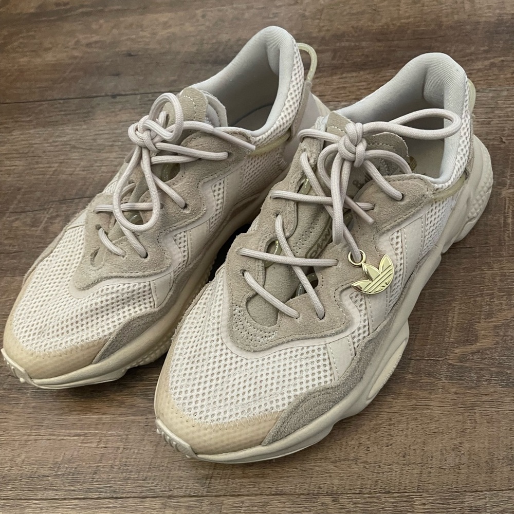Adidas Ozweego Sneakers